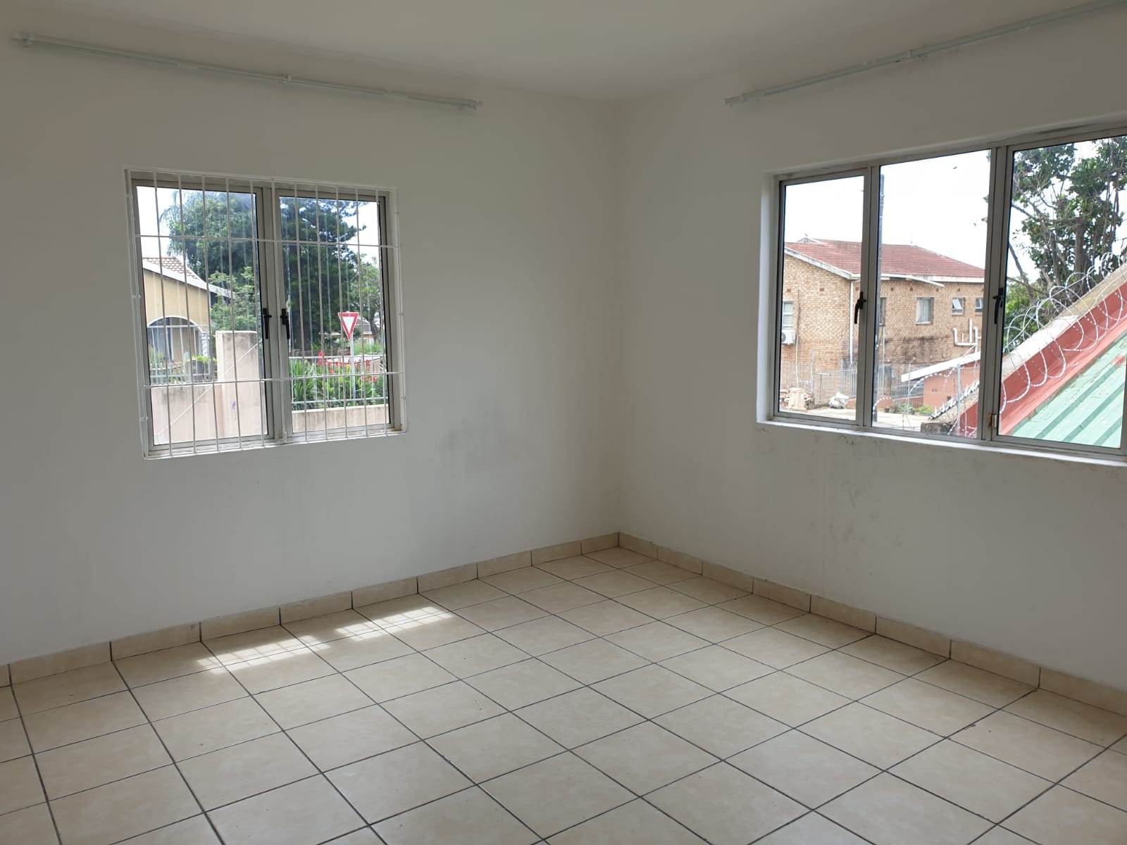 2 Bed Apartment in Palmview photo number 6