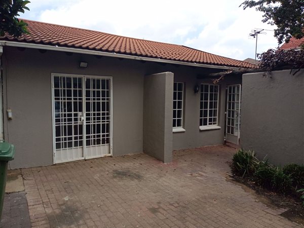 4 Bed House in Sunninghill