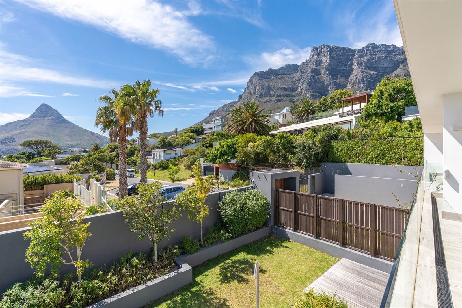 6 Bed House in Camps Bay photo number 26