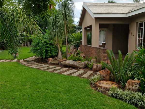 4 Bedroom House 4 Bedroom House