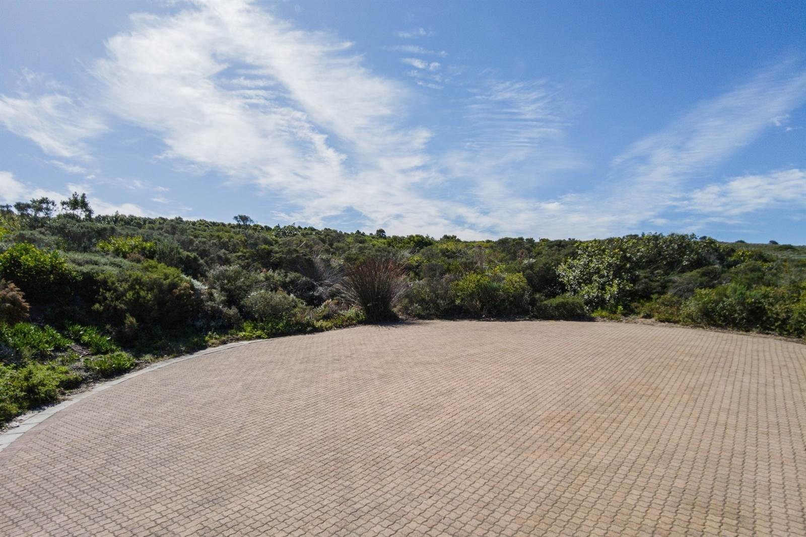 1441 m² Land available in Pinnacle Point Golf Estate photo number 1