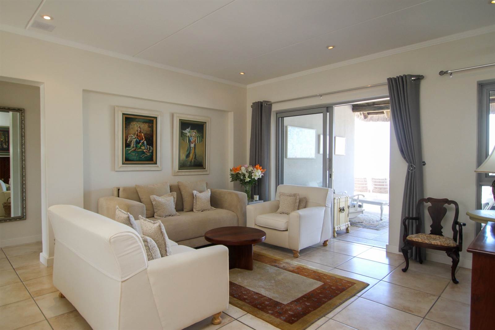 2 Bed Apartment in Plettenberg Bay photo number 6