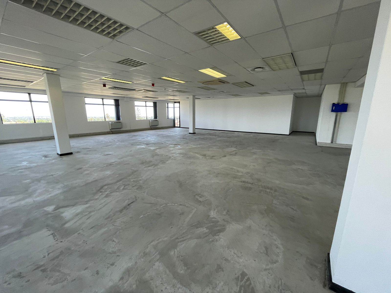 260  m² Commercial space in Plattekloof photo number 21
