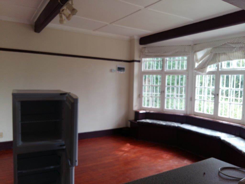 1 Bed Apartment in Grahamstown Central photo number 19