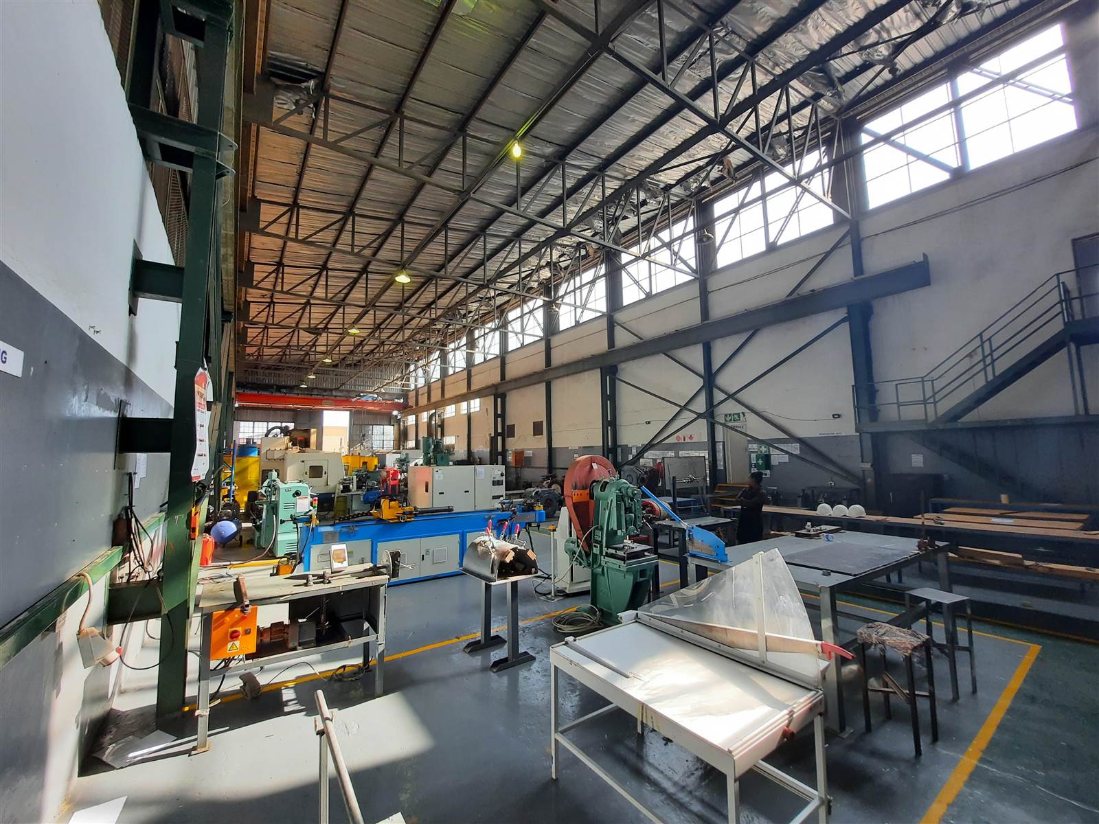 3000  m² Industrial space in Lea Glen photo number 4