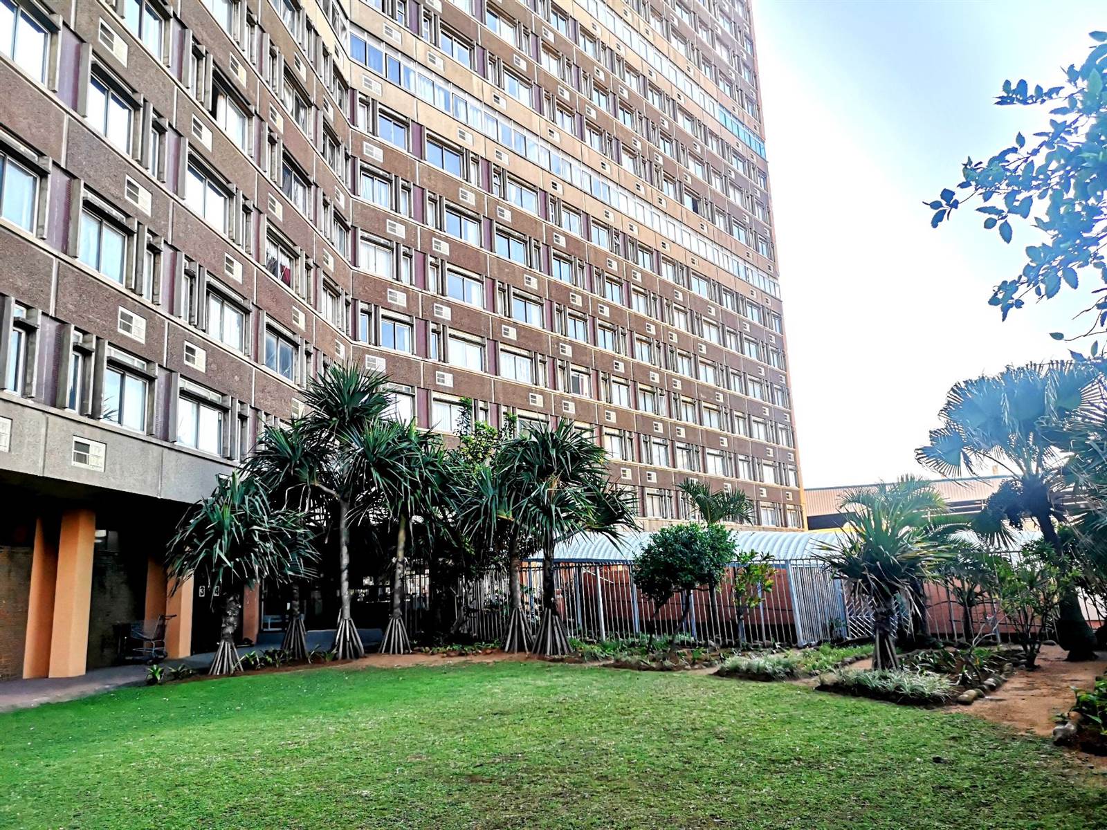 3 Bed Apartment to rent in Amanzimtoti | RR4125482 | Private Property