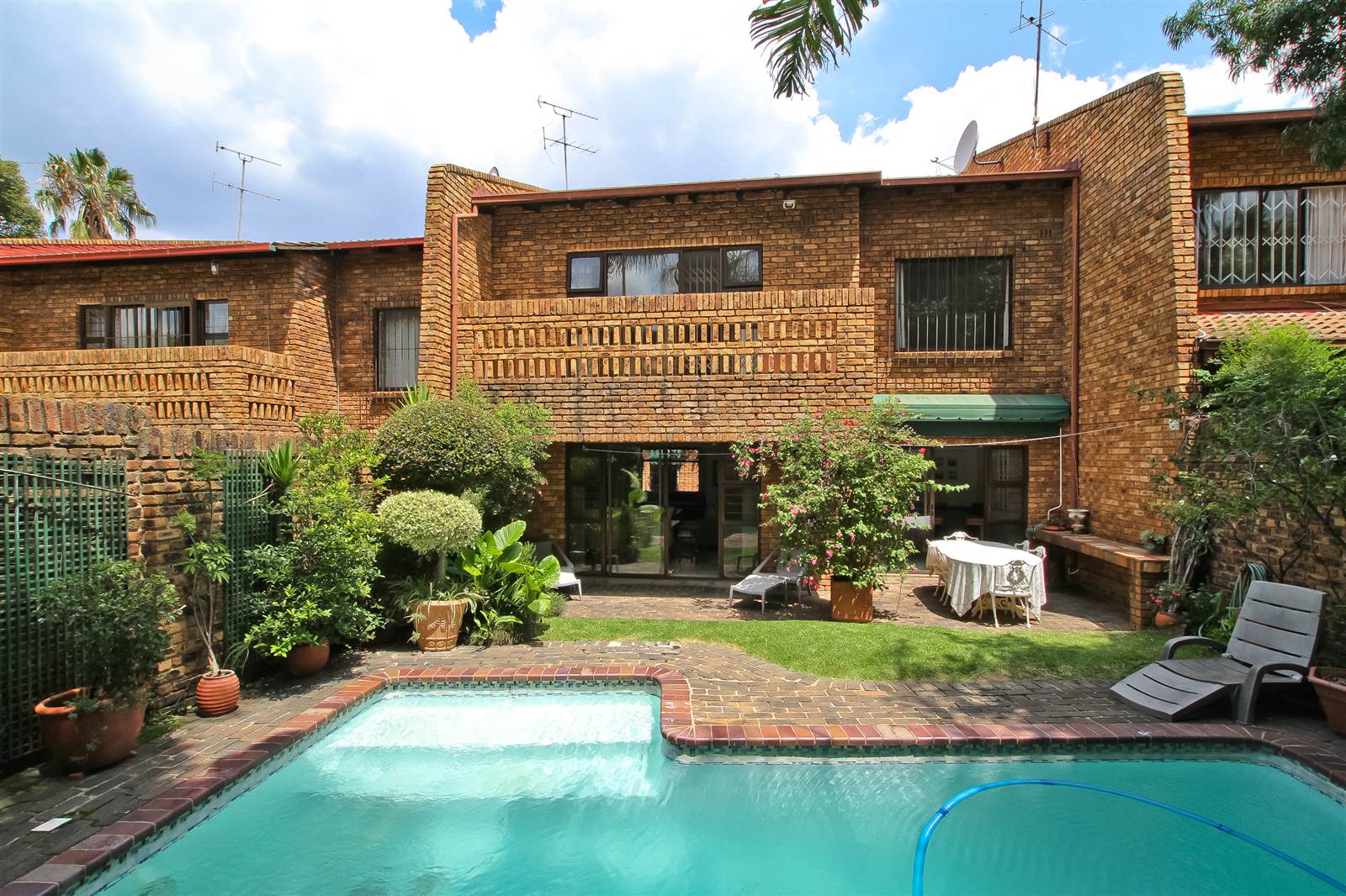 3 Bed Townhouse in Illovo photo number 19