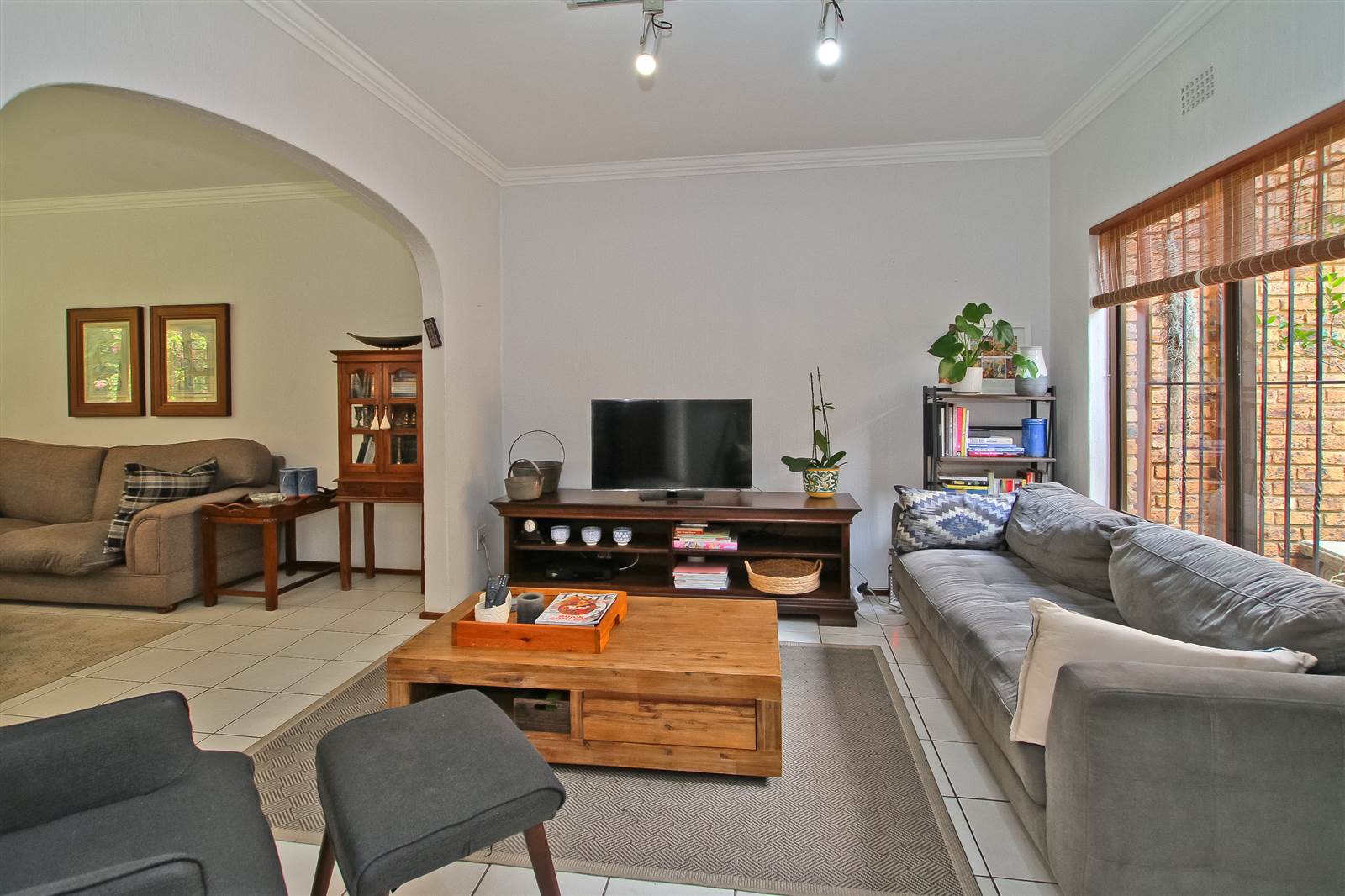 3 Bed Townhouse in Illovo photo number 18