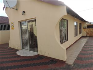 3 Bed House in Mabopane