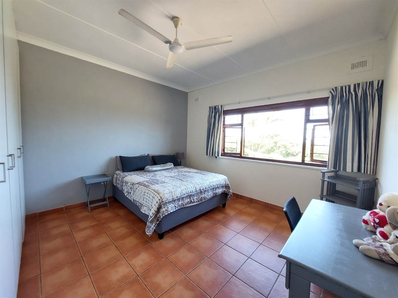 3 Bed House in Umtentweni photo number 16