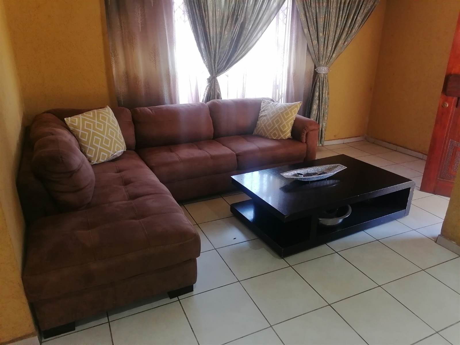 3 Bed House in Roodekop photo number 1