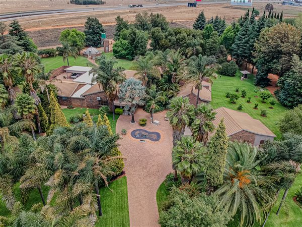 4.6 ha Farm