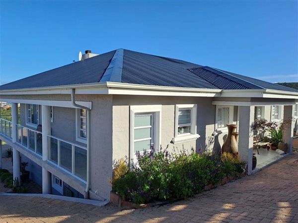 3 Bedroom House 3 Bedroom House