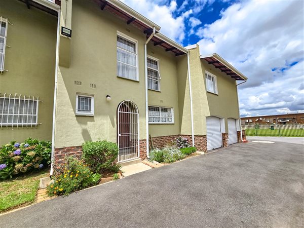 3 Bed Townhouse