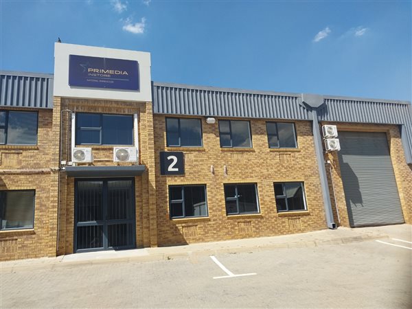 530  m² Commercial space