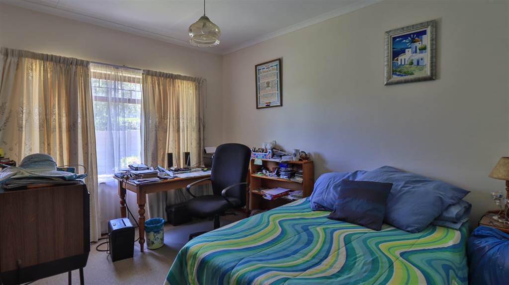 5 Bed House in Mossel Bay Central photo number 13