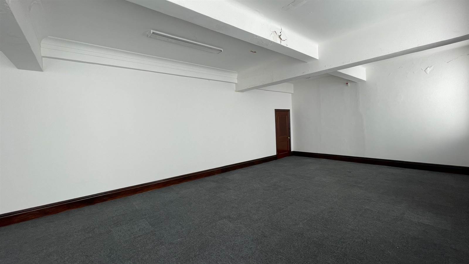 9600  m² Commercial space in Cape Town City Centre photo number 27