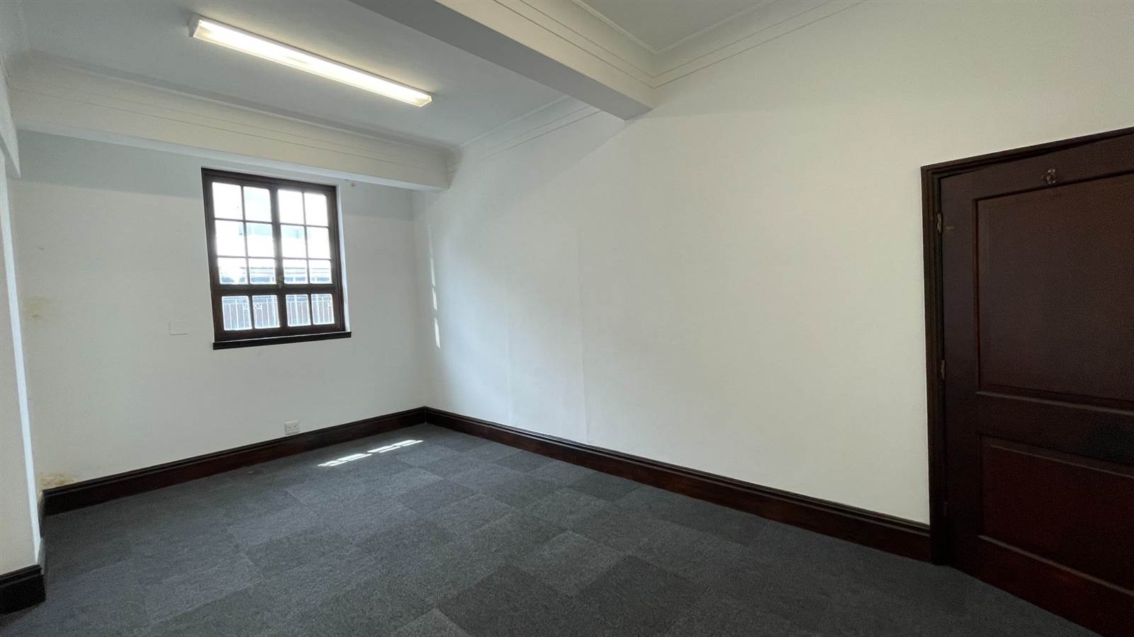 9600  m² Commercial space in Cape Town City Centre photo number 16