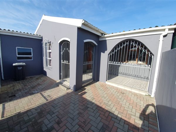 3 Bedroom House 3 Bedroom House