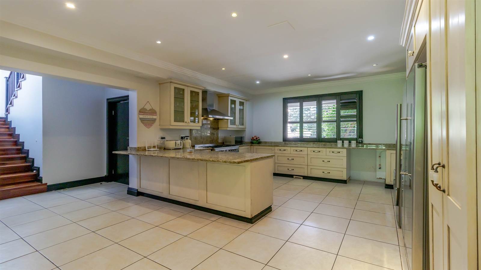 5 Bed Townhouse in Zimbali Estate photo number 6