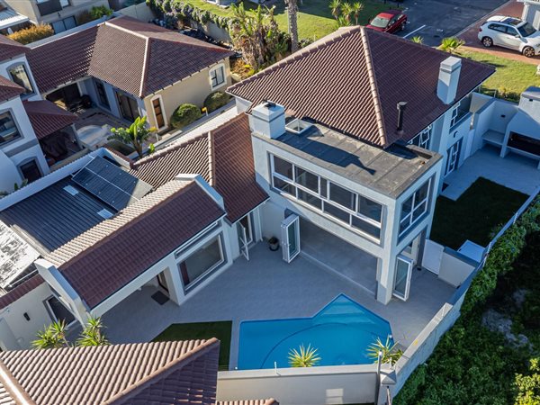 3 Bedroom House 3 Bedroom House