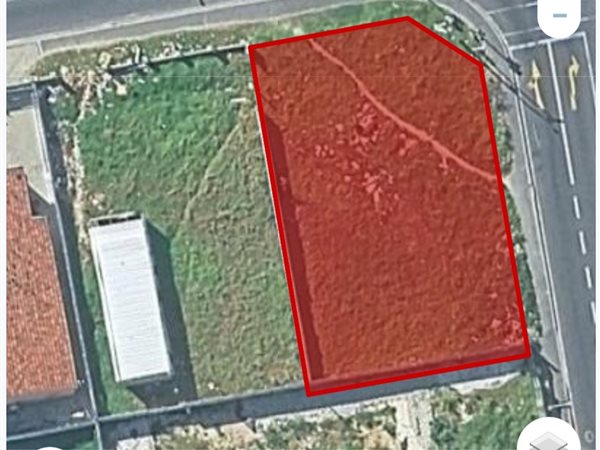 566 m² Land