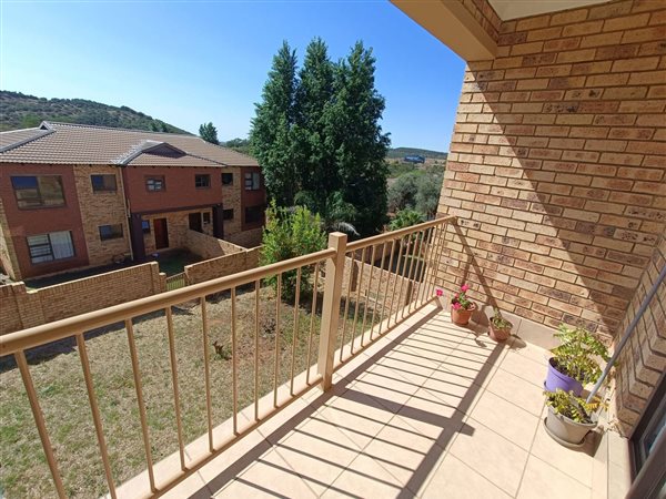 3 Bedroom Townhouse 3 Bedroom Townhouse