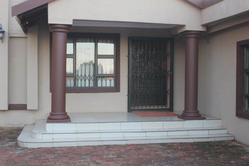 3 Bed House in Sebokeng Zone 3 photo number 4