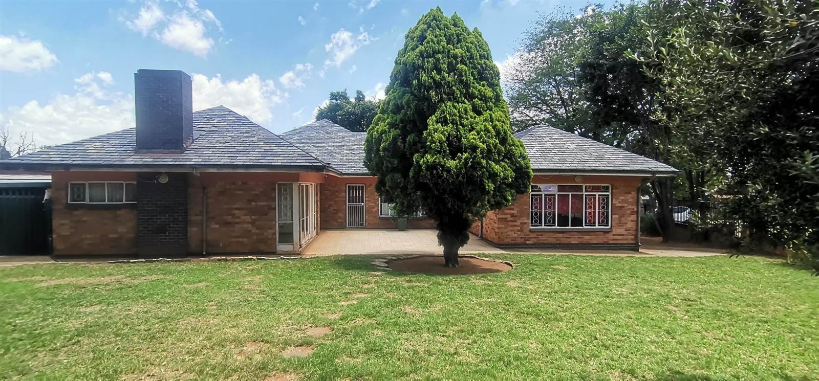 8 Bed House in Randfontein Central photo number 26