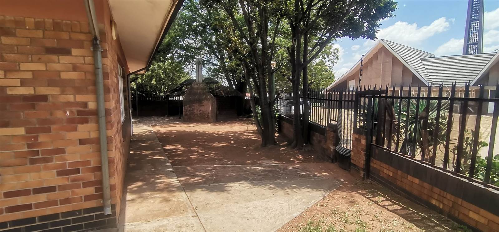 8 Bed House in Randfontein Central photo number 21