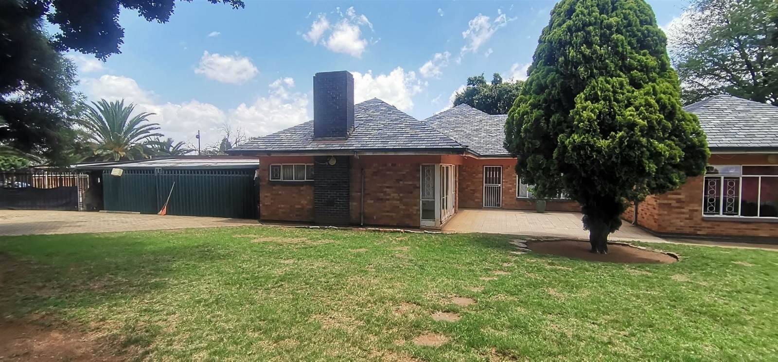 8 Bed House in Randfontein Central photo number 25