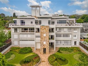 2 Bed Apartment in Craighall Park
