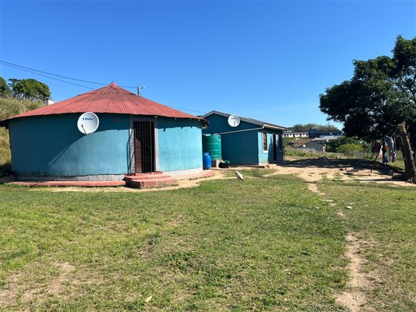 5 Bedroom House 5 Bedroom House