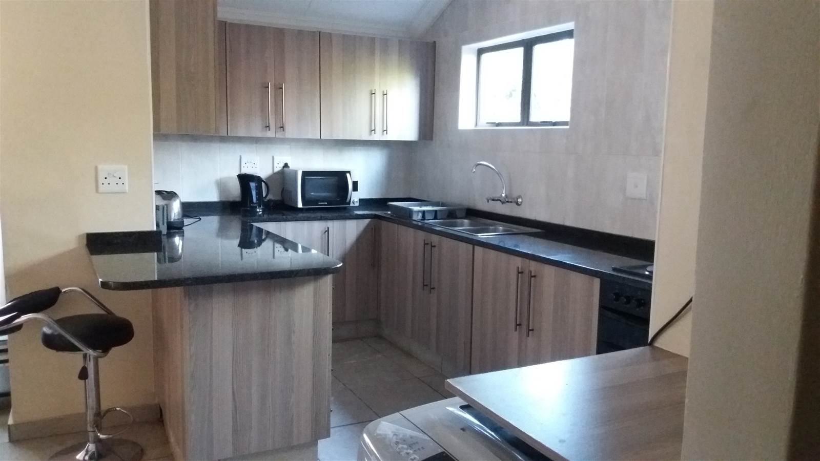 1 Bed Townhouse in Mokopane photo number 3