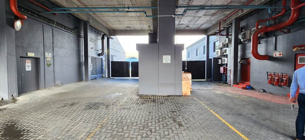 2492.6  m² Industrial space in Paarl photo number 3