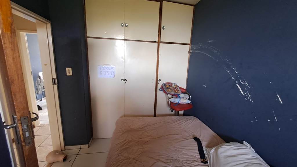 2 Bed Apartment in Empangeni Central photo number 21