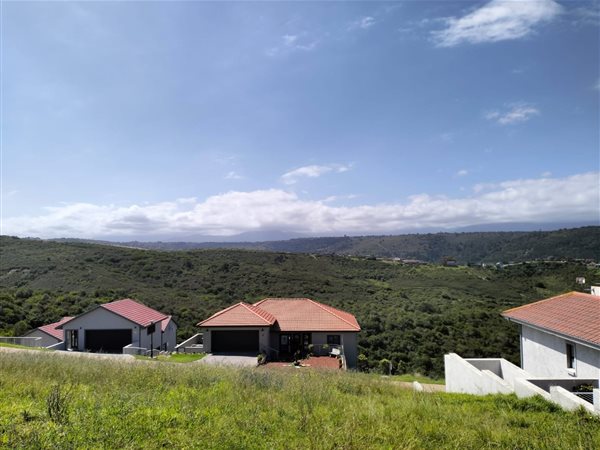 877 m² Land