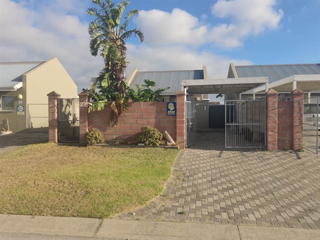 1 Bed Townhouse in Parsons Vlei photo number 2