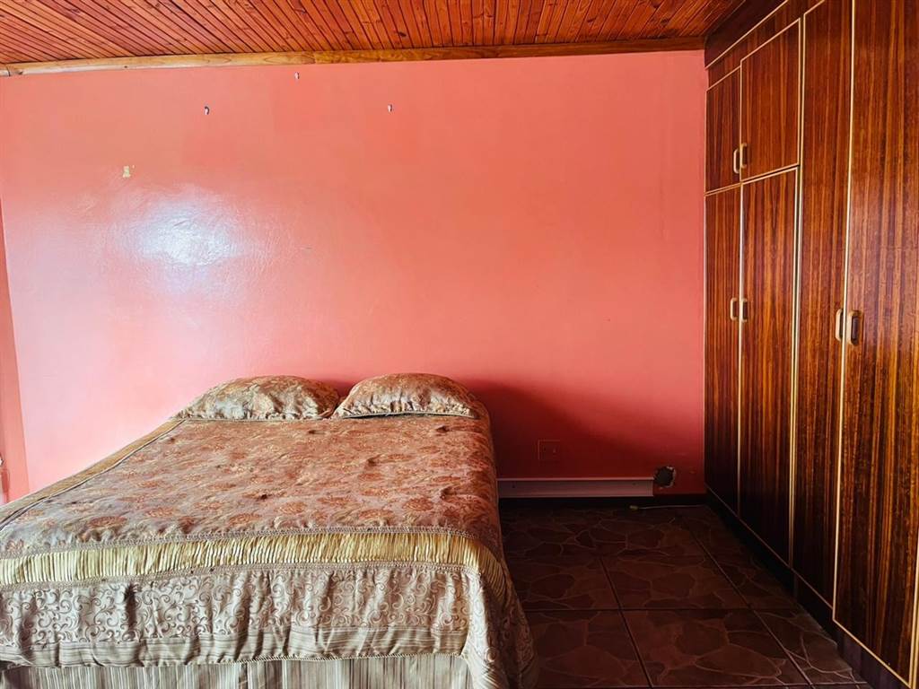 4 Bed House in Mdantsane photo number 22