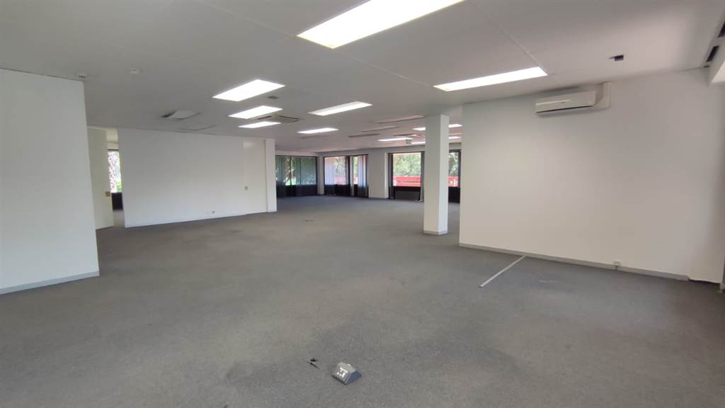 406  m² Commercial space in Bedfordview photo number 23