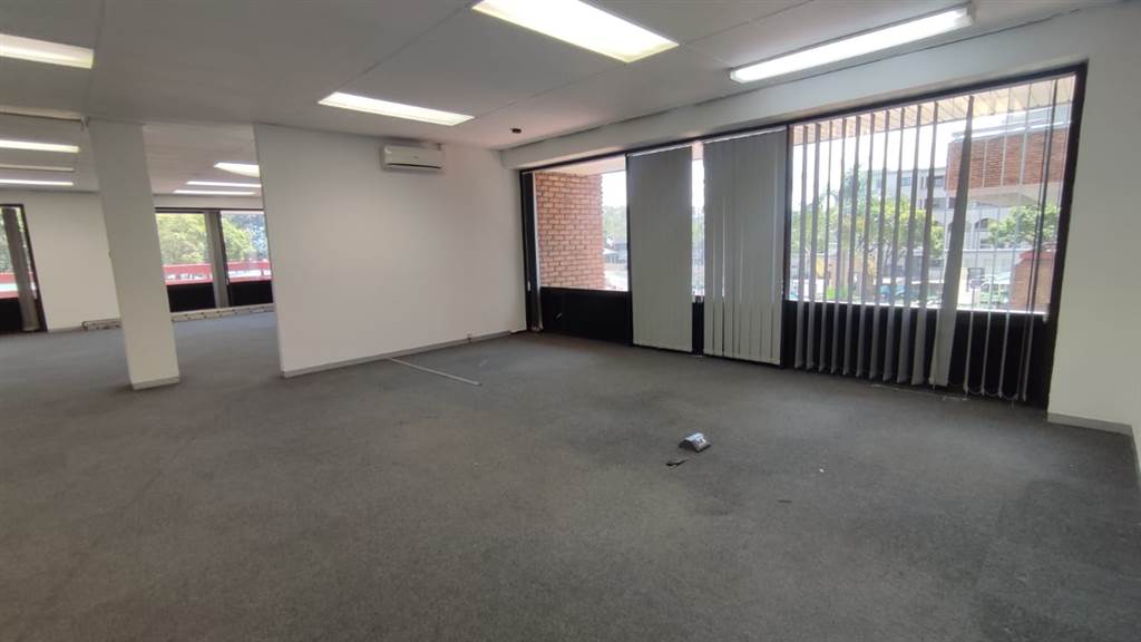 406  m² Commercial space in Bedfordview photo number 16