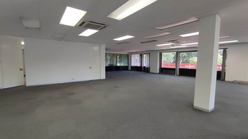 406  m² Commercial space in Bedfordview photo number 20