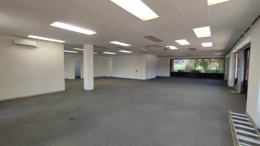 406  m² Commercial space in Bedfordview photo number 25