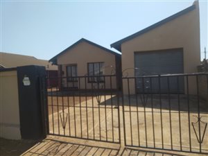 4 Bed House in Sebokeng Zone 6