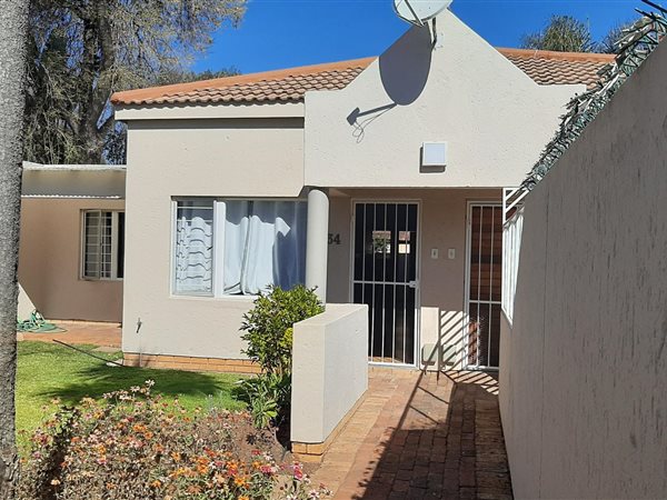 2 Bedroom Townhouse 2 Bedroom Townhouse