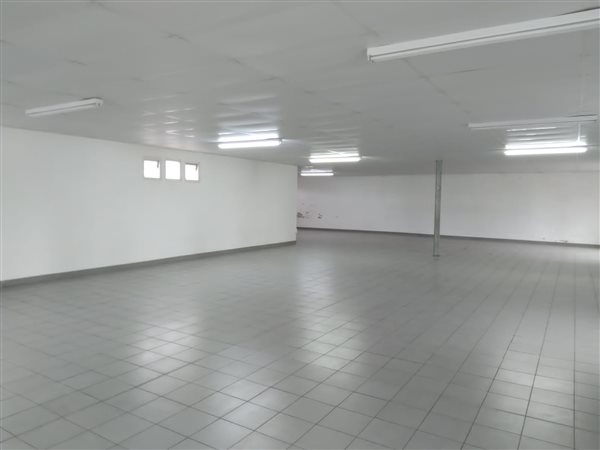 170  m² Commercial space