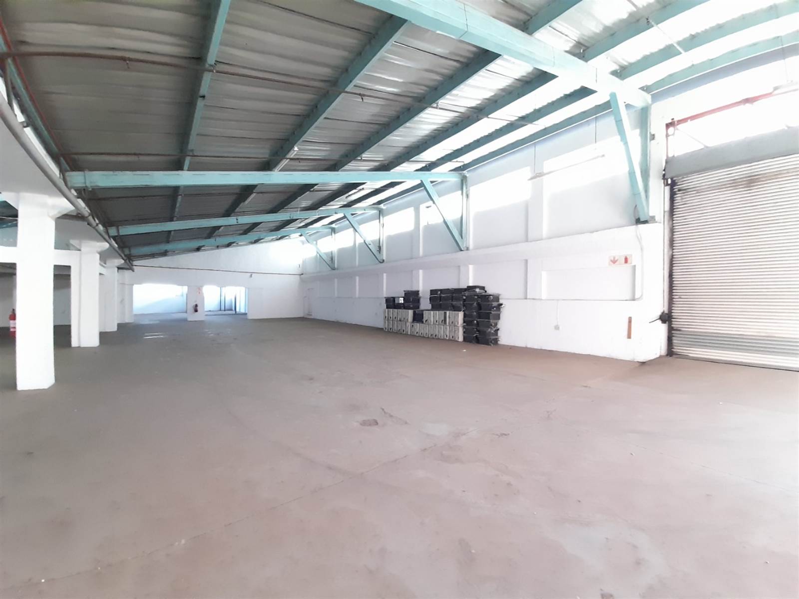 1125  m² Commercial space in Steeledale photo number 1