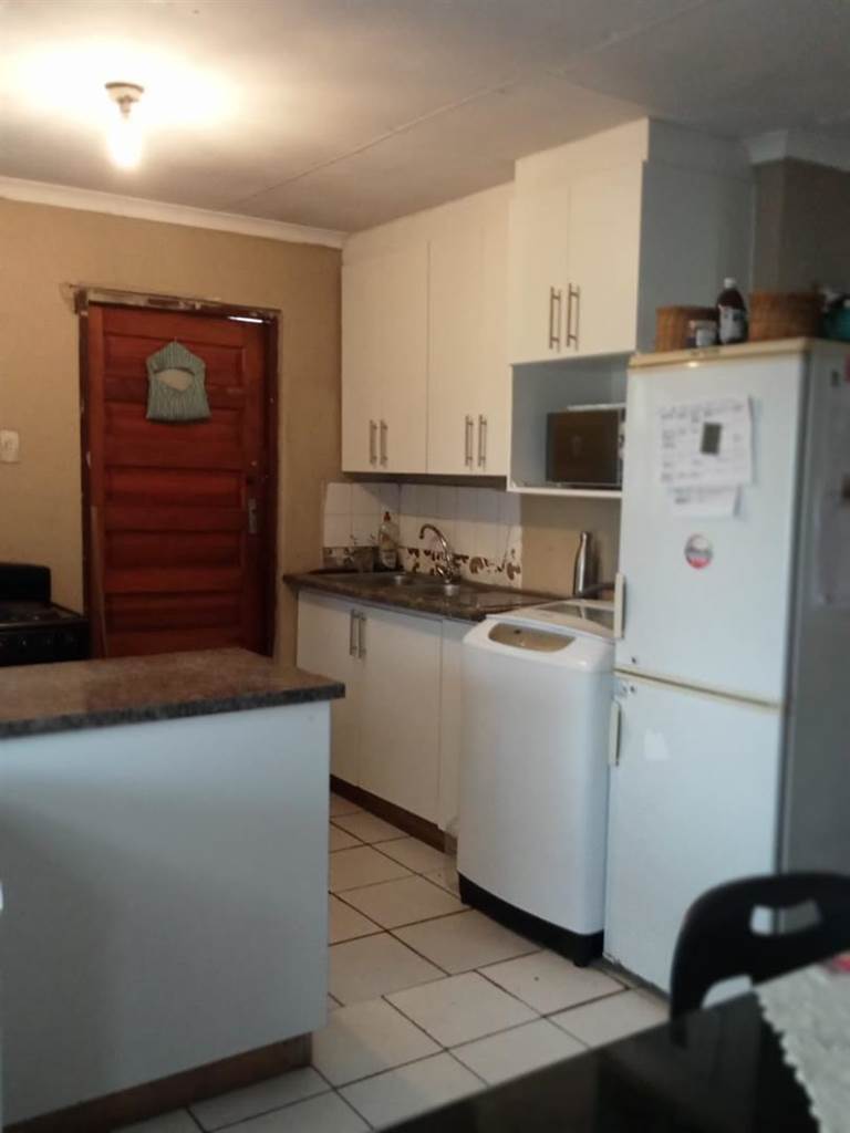2 Bed House for sale in Algoa Park T4537127 Private Property