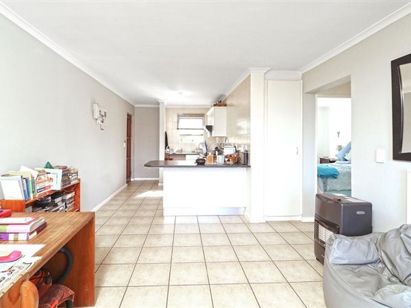 2 Bed Apartment in Durbanville