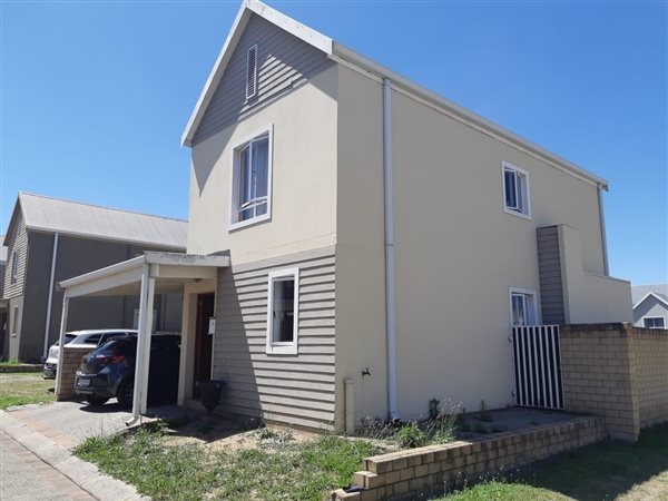 2 Bed Townhouse in Riverspray Lifestyle Estate